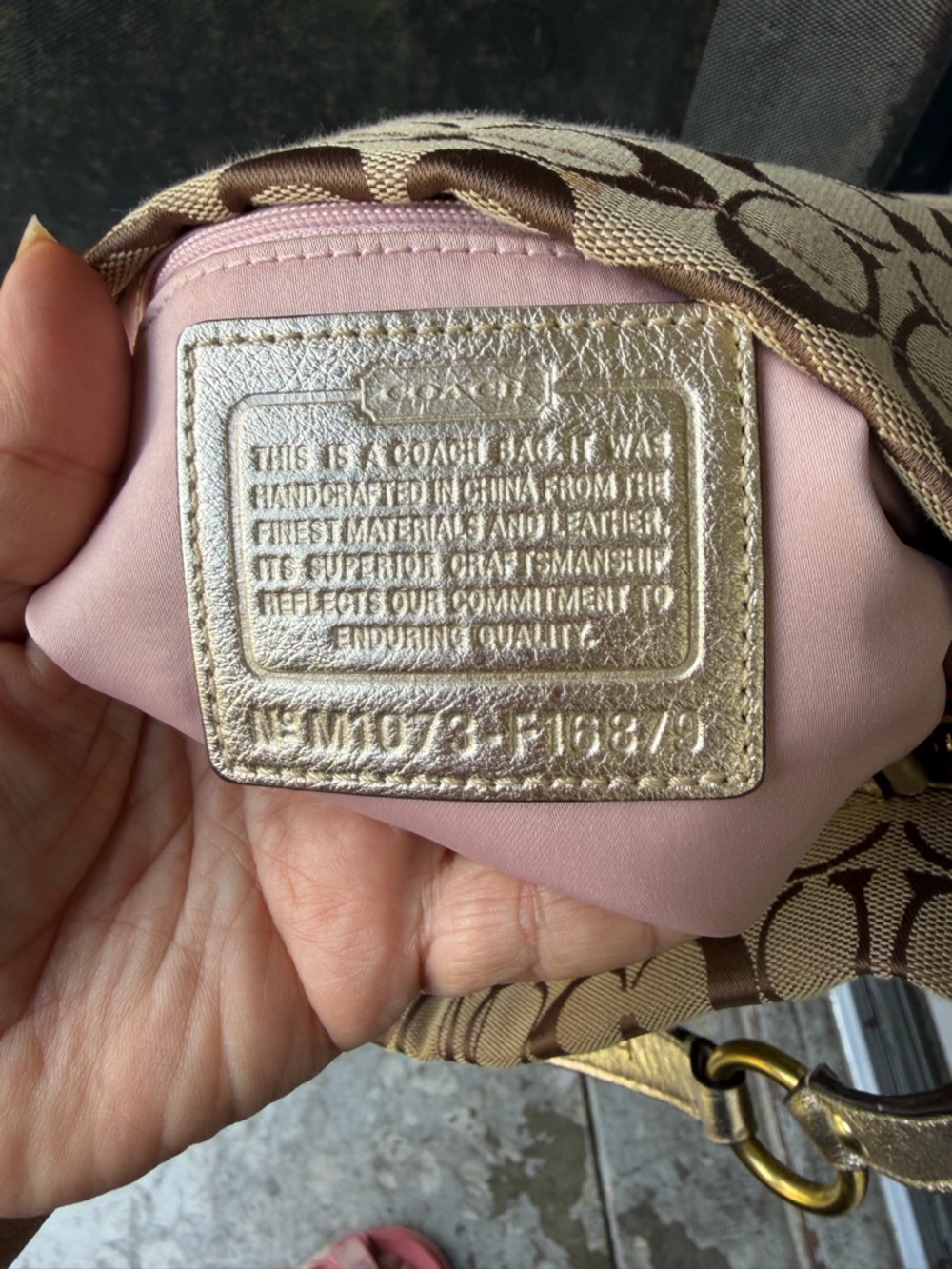 Gorgeous Y2k Coach F16879 Bleecker Leather Floral CARLY Khaki Gold Shoulder bag - Picture 3 of 16